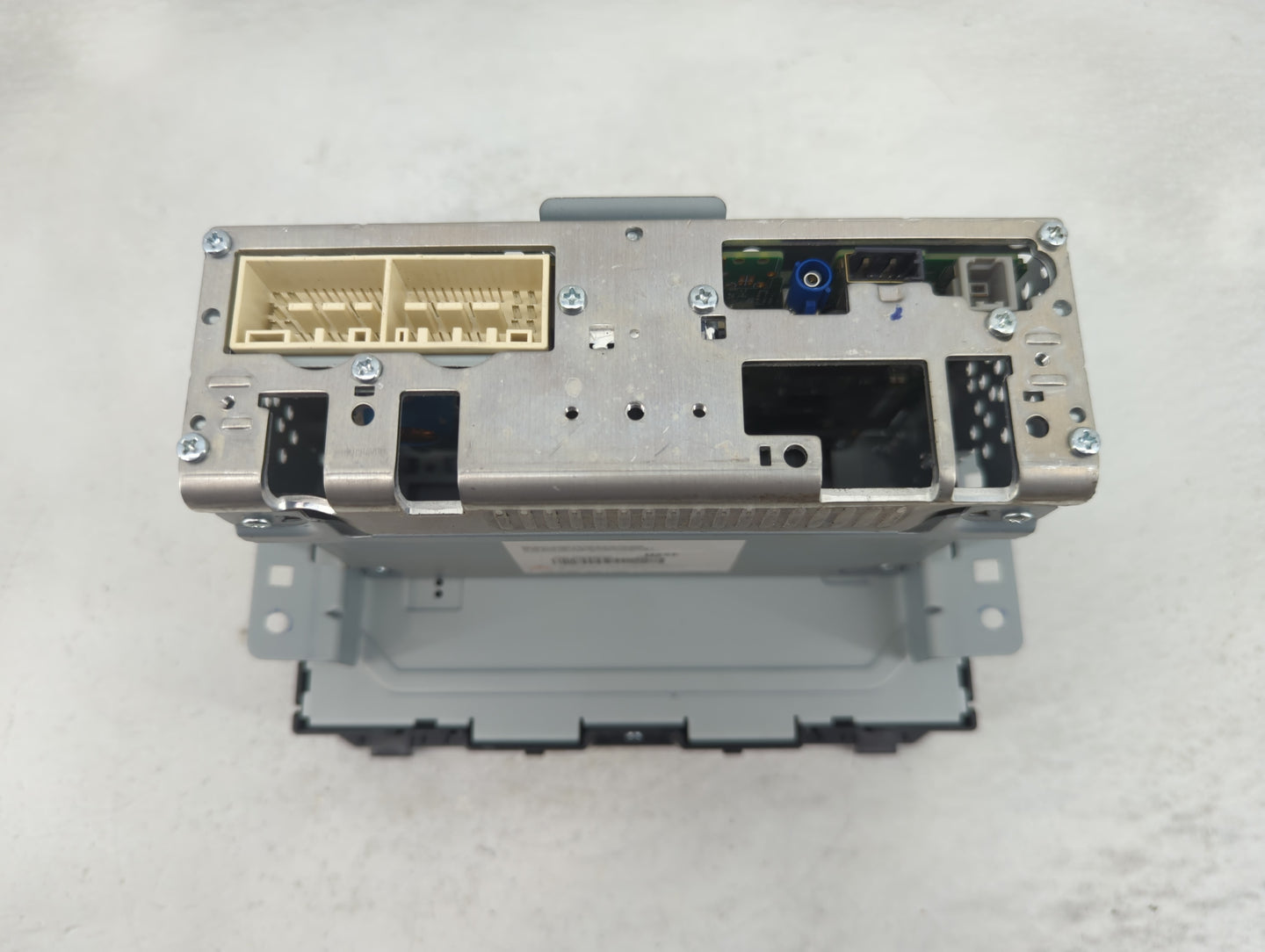 2020-2021 Kia Sportage Radio AM FM Cd Player Receiver Replacement P/N:96160D9220FHV Fits Fits 2020 2021 OEM Used Auto Parts 