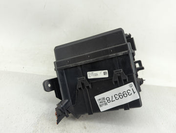 2020-2021 Kia Sportage Fusebox Fuse Box Panel Relay Module P/N:914F0-D9181 Fits Fits 2020 2021 OEM Used Auto Parts