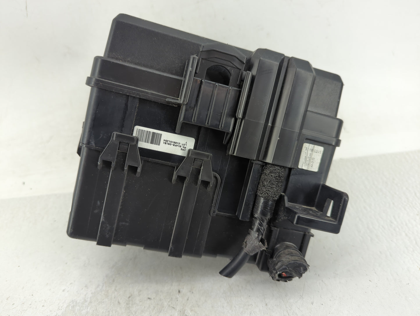 2020-2021 Kia Sportage Fusebox Fuse Box Panel Relay Module P/N:914F0-D9181 Fits Fits 2020 2021 OEM Used Auto Parts - Oemused