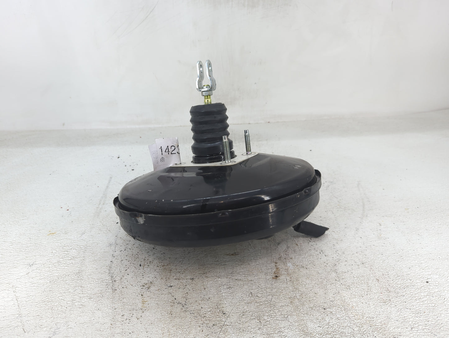 2017-2021 Kia Sportage Power Brake Booster Oem 1423508 - Oemusedautoparts1.com