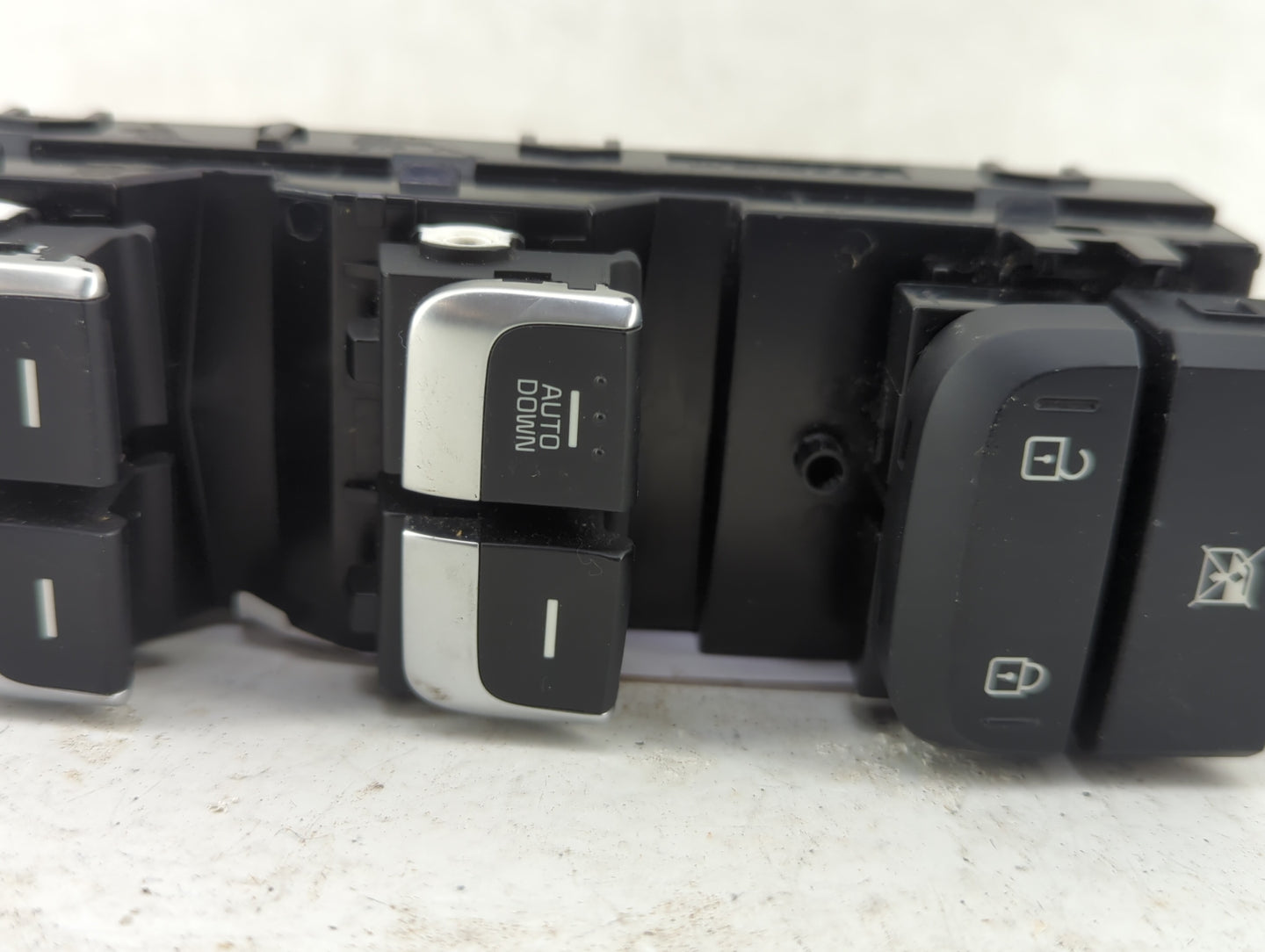 2017-2021 Kia Sportage Master Power Window Switch Replacement Driver Side Left P/N:93570-D9300 Fits Fits 2017 2018 2019 2020