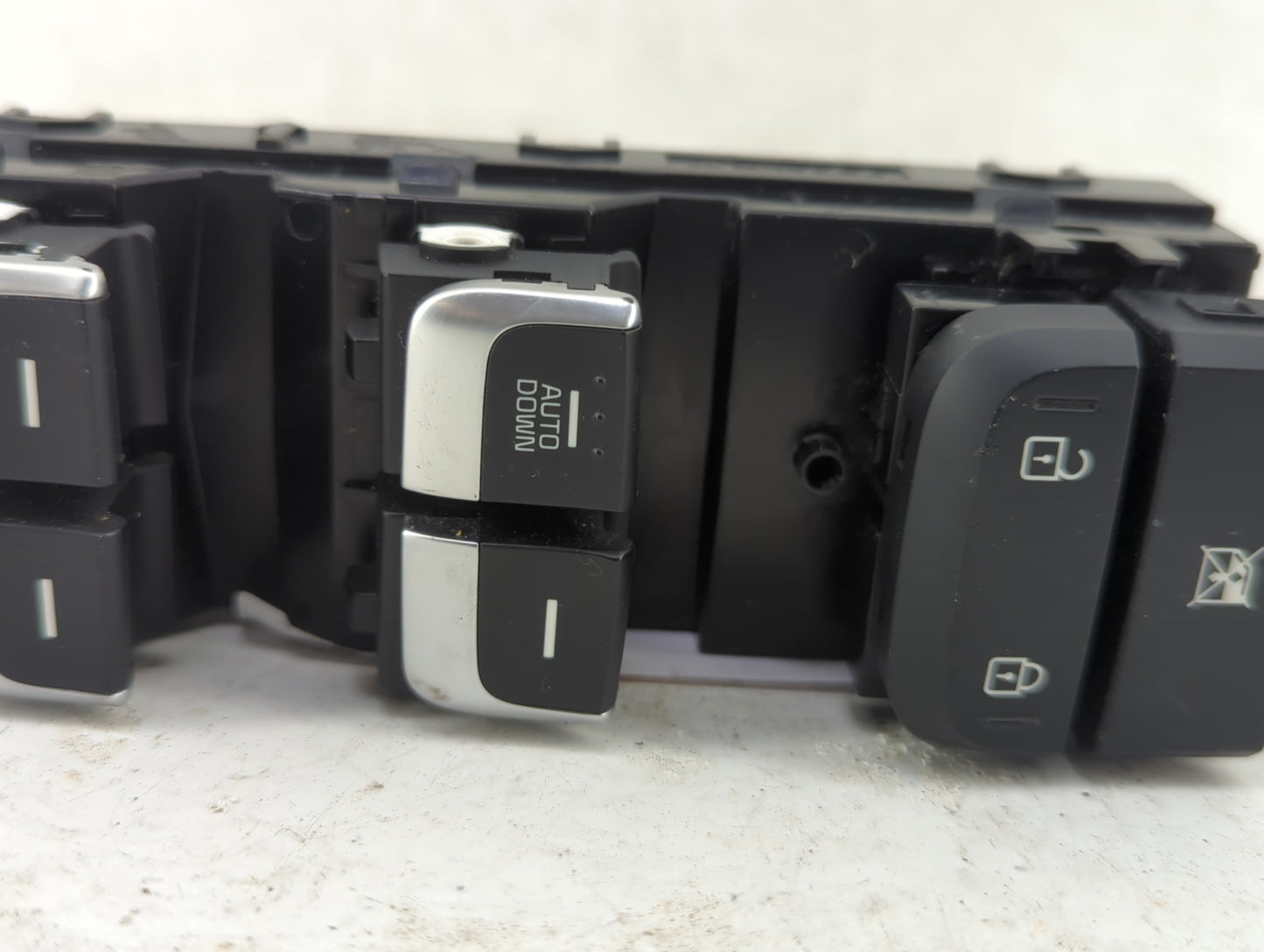 2017-2021 Kia Sportage Master Power Window Switch Replacement Driver Side Left P/N:93570-D9300 Fits Fits 2017 2018 2019 2020