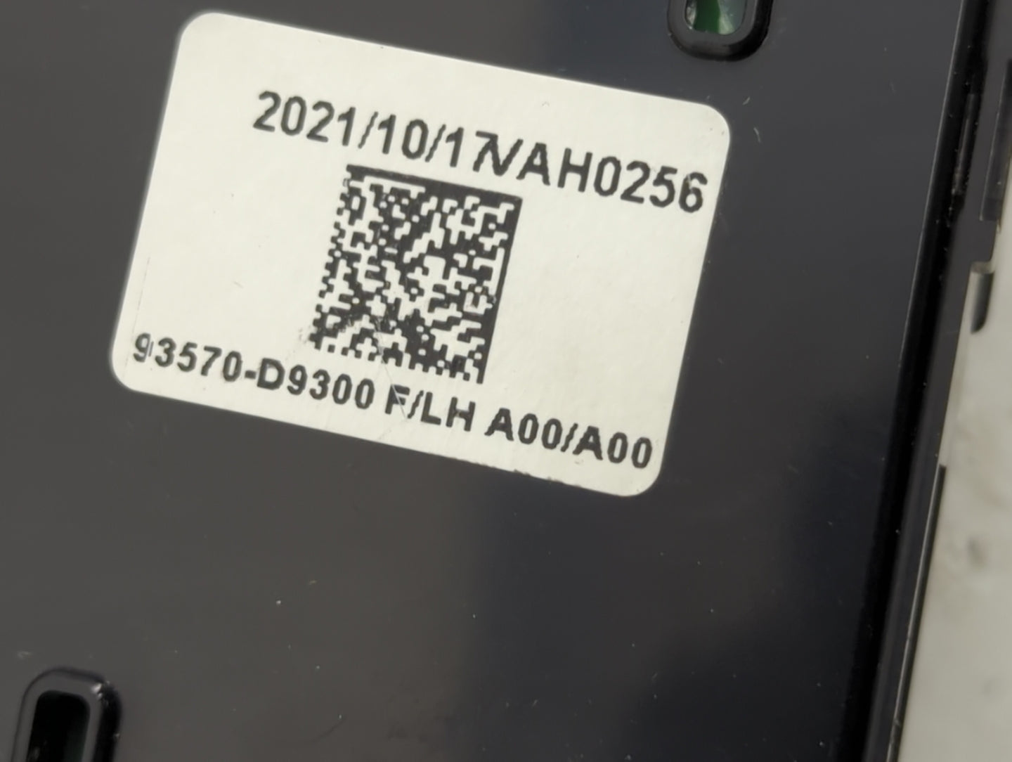 2017-2021 Kia Sportage Master Power Window Switch Replacement Driver Side Left P/N:93570-D9300 Fits Fits 2017 2018 2019 2020