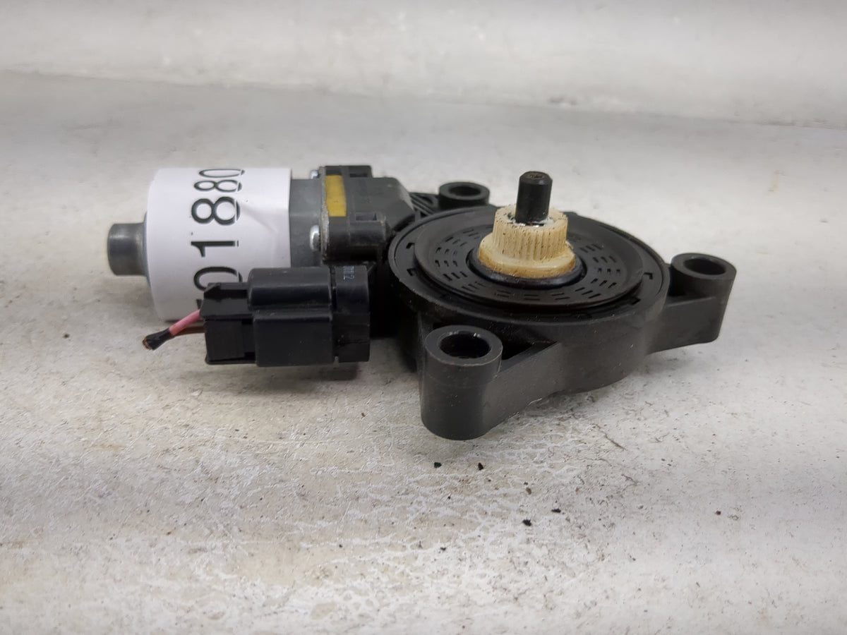2017-2021 Kia Sportage Passenger Front Right Power Window Motor - Oemusedautoparts1.com