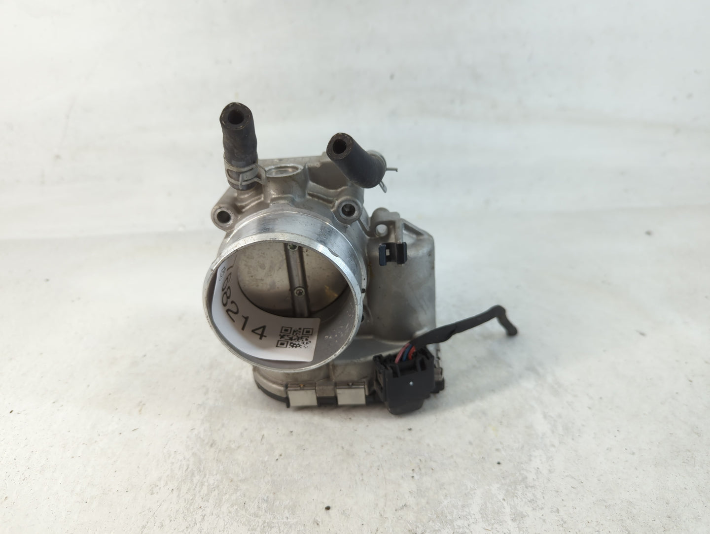2017-2021 Kia Sportage Throttle Body P/N:35100-2G600 Fits Fits 2015 2016 2017 2018 2019 2020 2021 OEM Used Auto Parts - Oemu