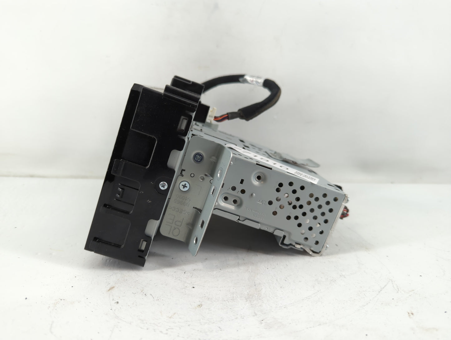 2020-2021 Kia Sportage Am Fm Cd Player Radio Receiver - Oemusedautoparts1.com