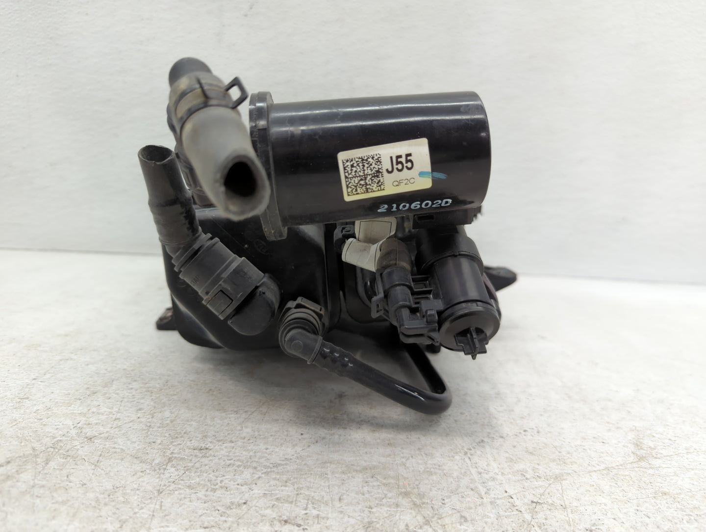2022 Kia Stinger Fuel Vapor Charcoal Canister - Oemusedautoparts1.com