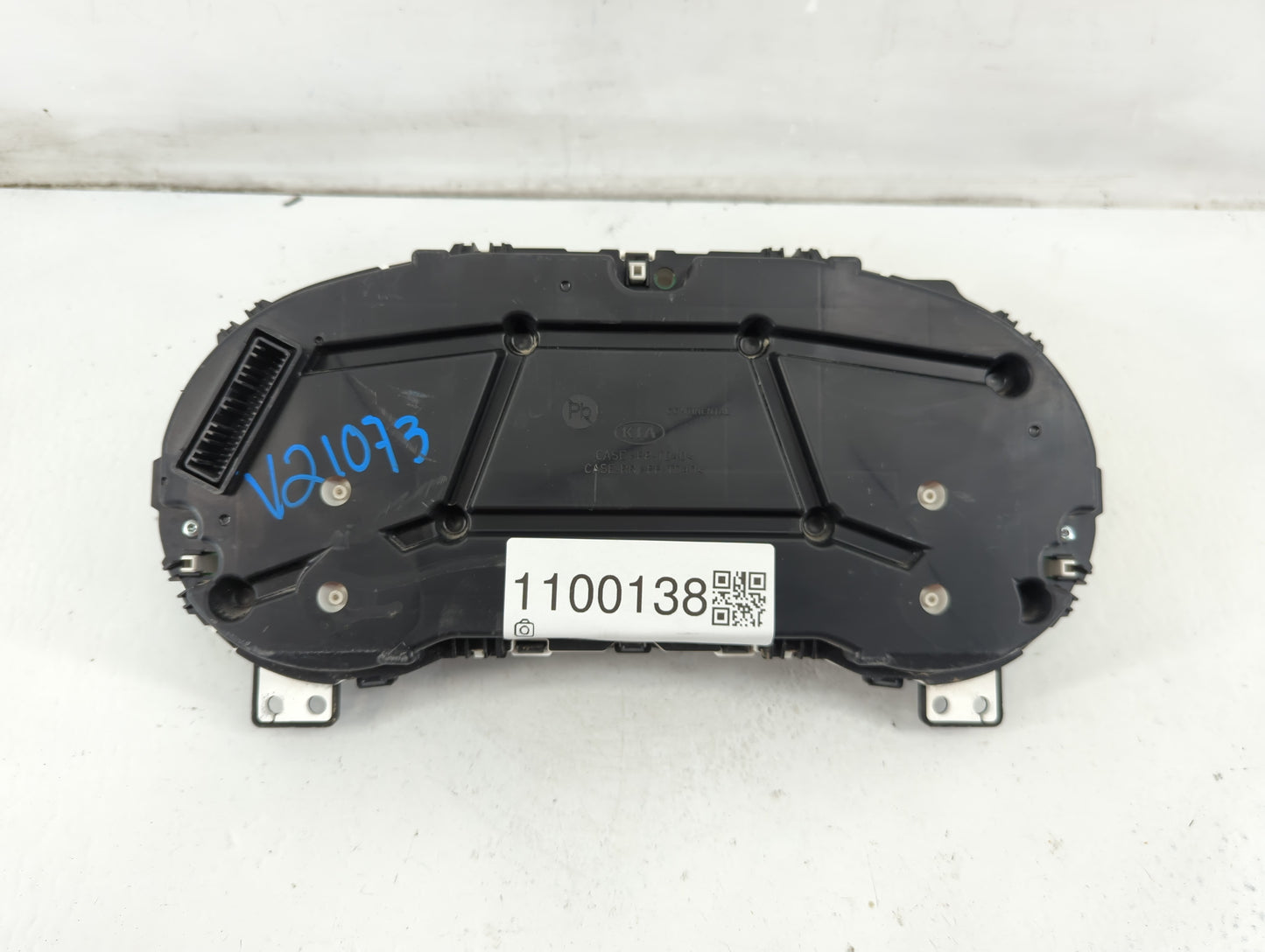 2022 Kia Stinger Instrument Cluster Speedometer Gauges P/N:94021-J5040 Fits OEM Used Auto Parts - Oemusedautoparts1.com