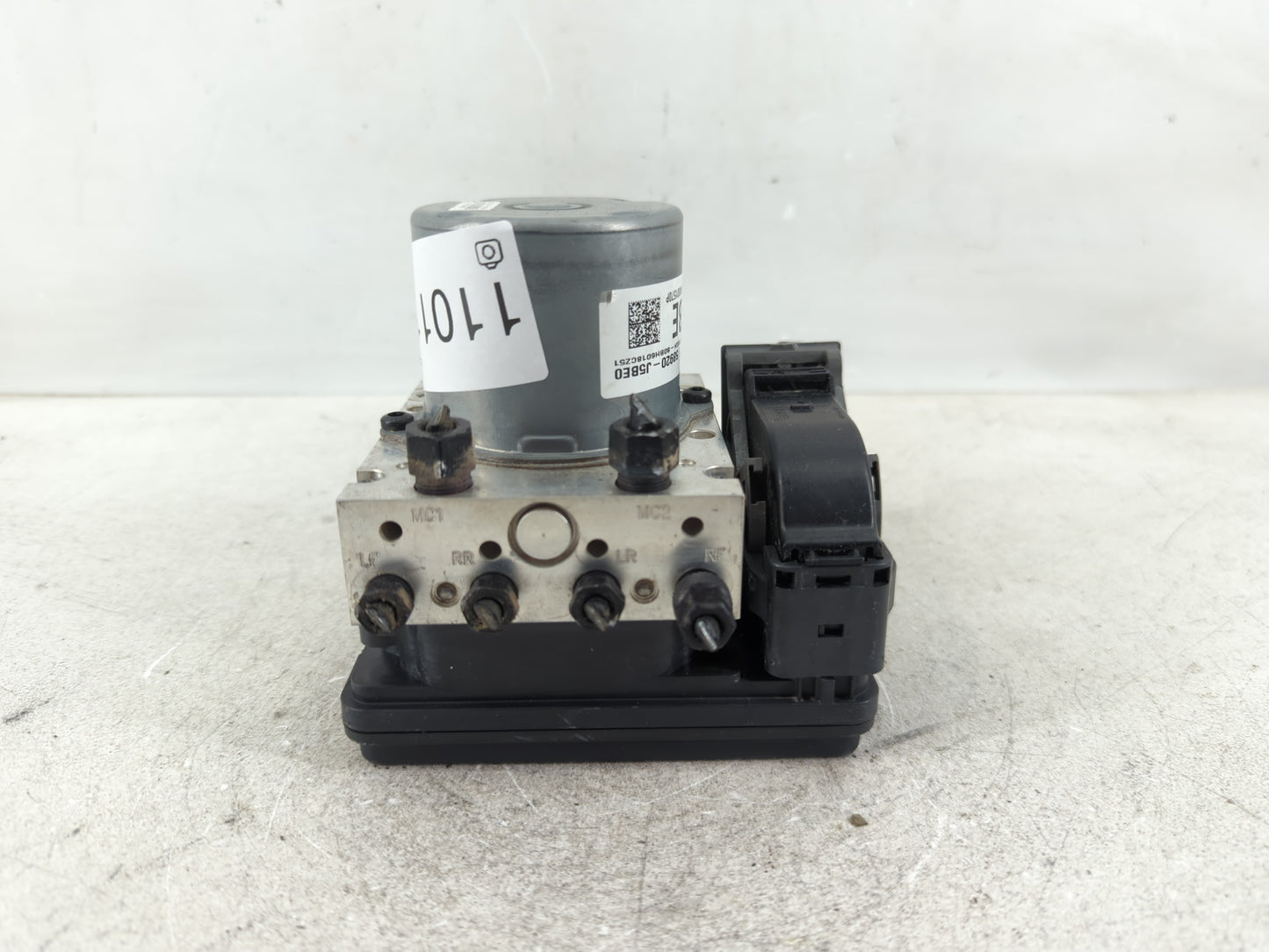 2022 Kia Stinger ABS Pump Control Module Replacement P/N:58920-J5BE0 Fits OEM Used Auto Parts - Oemusedautoparts1.com
