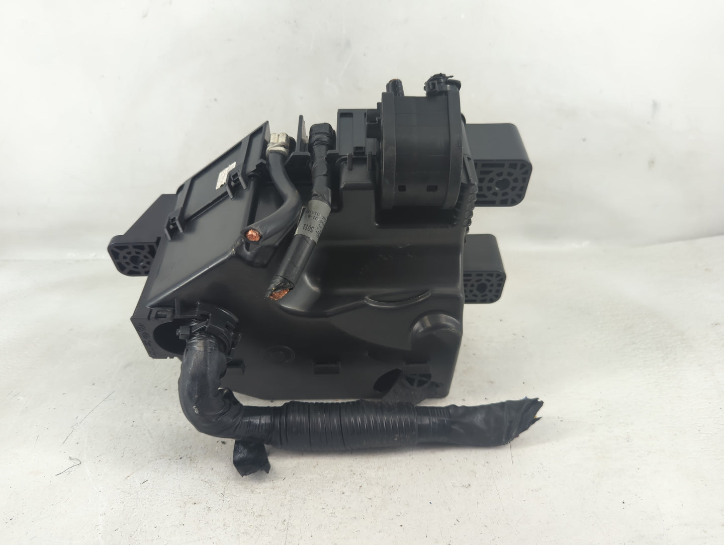 2022 Kia Stinger Fusebox Fuse Box Panel Relay Module P/N:N91710-J5050 Fits OEM Used Auto Parts - Oemusedautoparts1.com