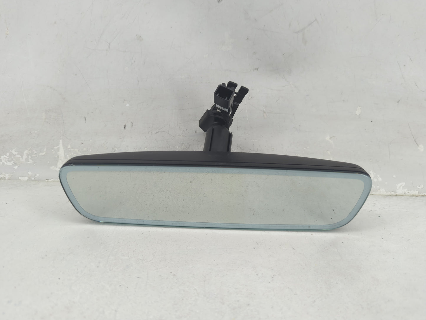 2022 Kia Stinger Interior Rear View Mirror Replacement OEM P/N:048310 GNTX-1228, 85110-J5000PZ Fits OEM Used Auto Parts - Oe