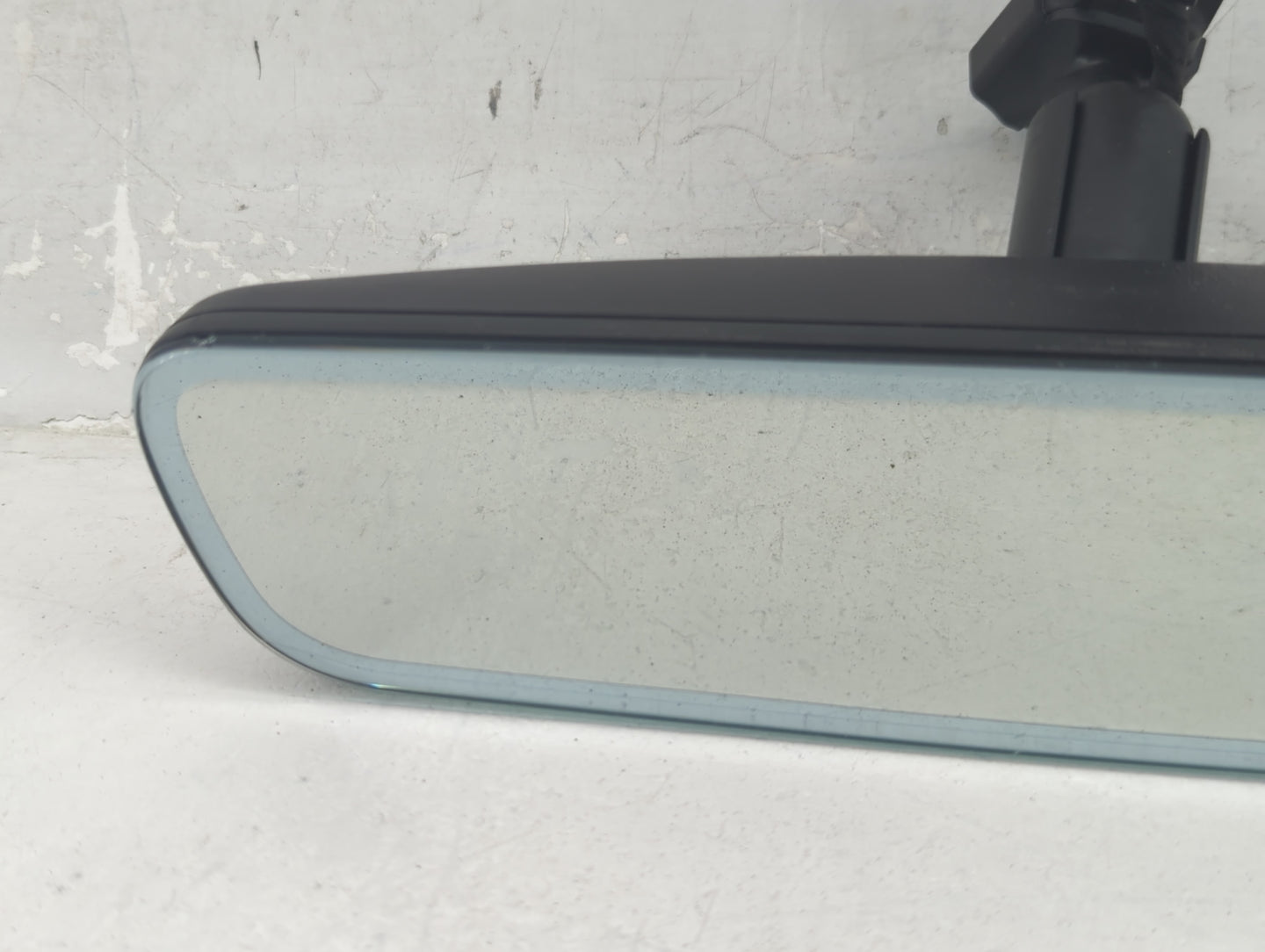 2022 Kia Stinger Interior Rear View Mirror Replacement OEM P/N:048310 GNTX-1228, 85110-J5000PZ Fits OEM Used Auto Parts - Oe