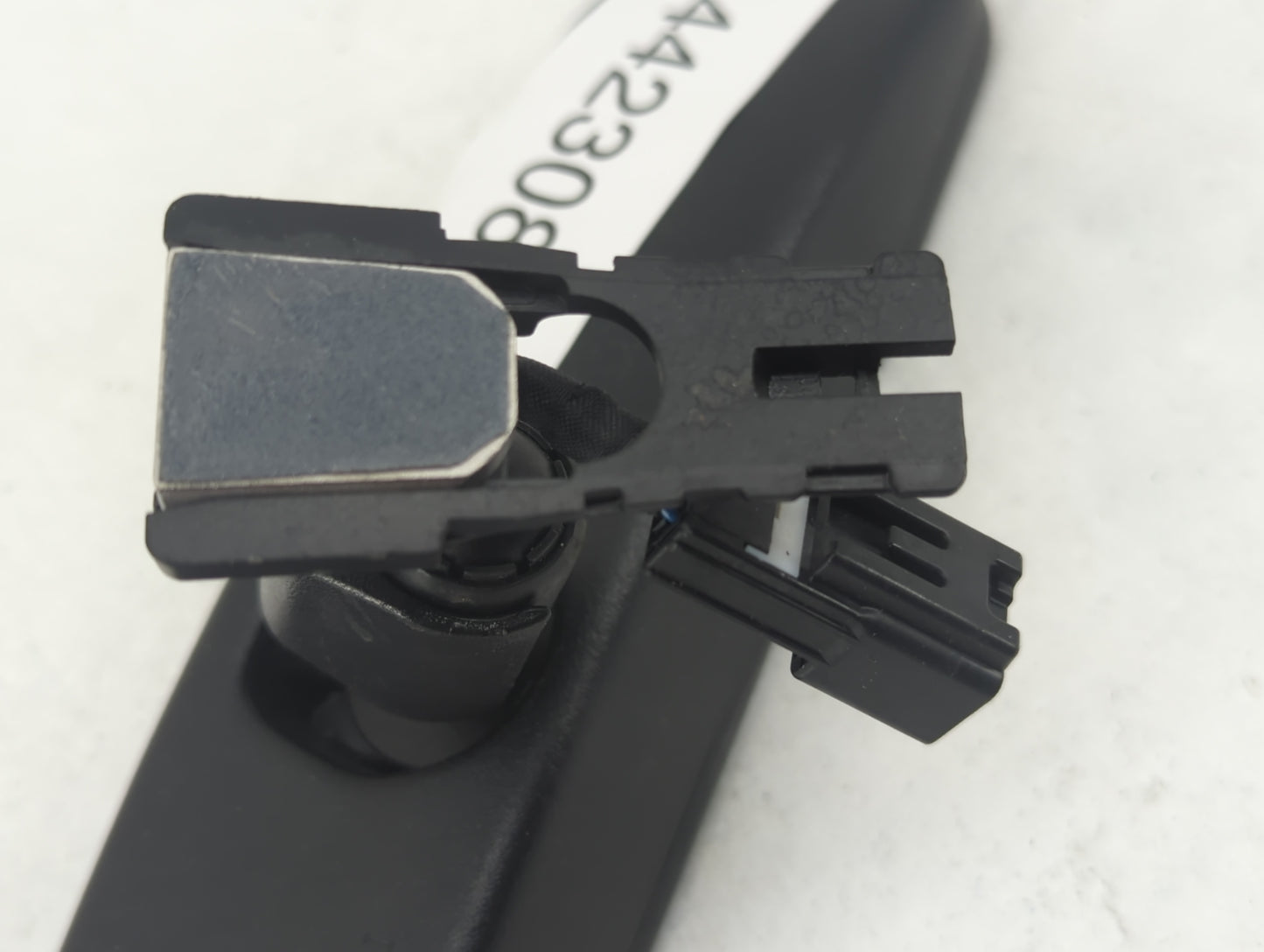 2022 Kia Stinger Interior Rear View Mirror Replacement OEM P/N:048310 GNTX-1228, 85110-J5000PZ Fits OEM Used Auto Parts - Oe