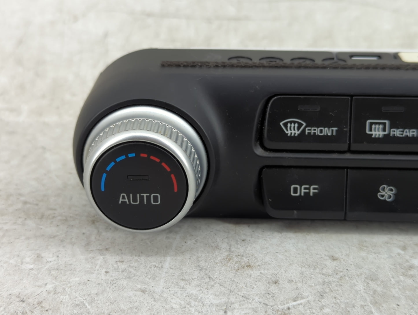 2018-2020 Kia Stinger Climate Control Module Temperature AC/Heater Replacement P/N:97250-J5000 Fits Fits 2018 2019 2020 OEM 