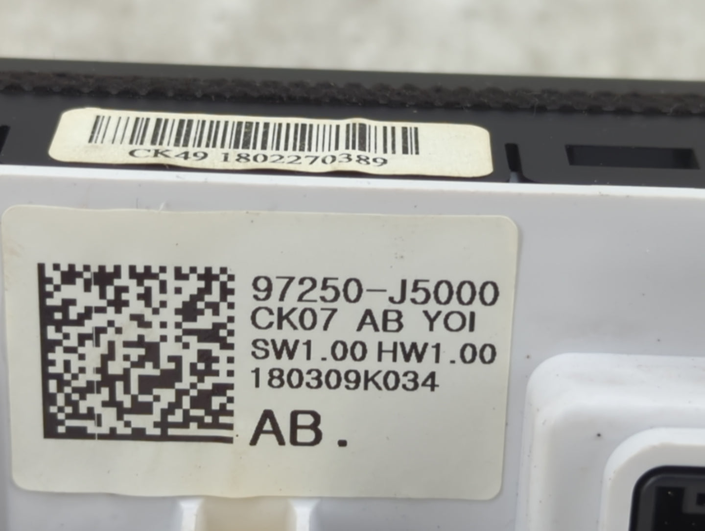 2018-2020 Kia Stinger Climate Control Module Temperature AC/Heater Replacement P/N:97250-J5000 Fits Fits 2018 2019 2020 OEM 