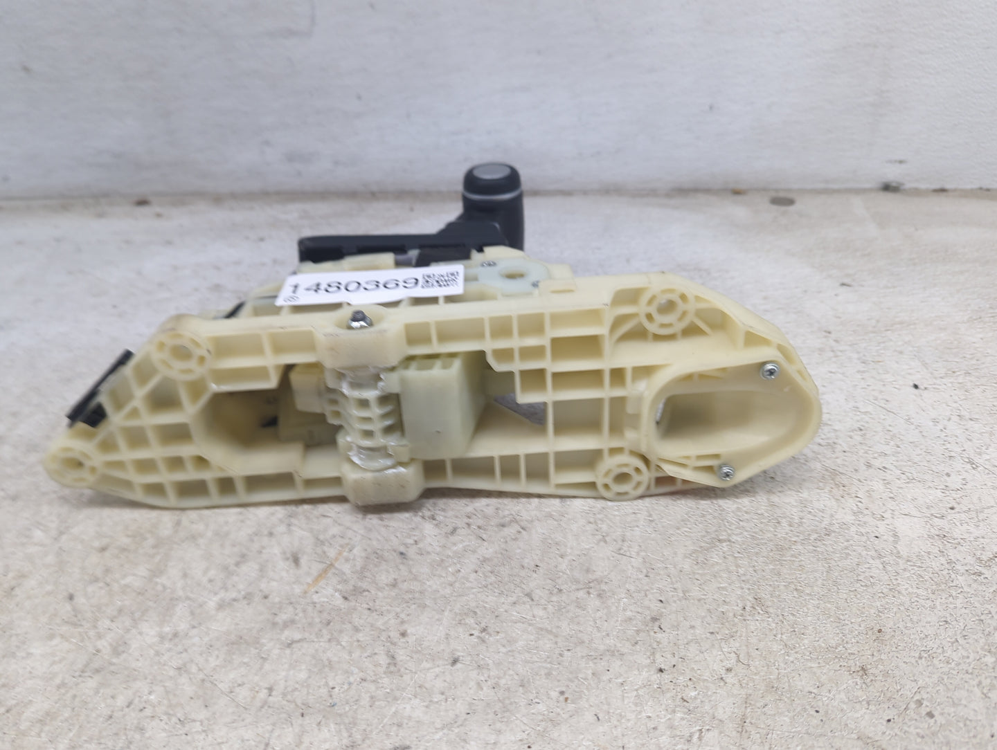 2022 Kia Stinger Floor Console Assembly Shifter - Oemusedautoparts1.com