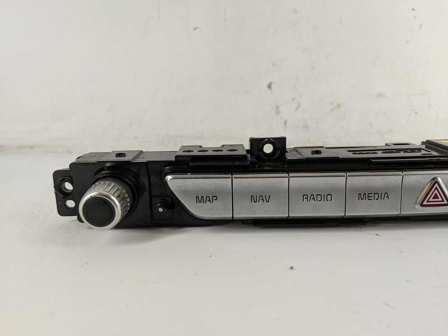 2020-2022 Kia Telluride Radio Control Panel - Oemusedautoparts1.com