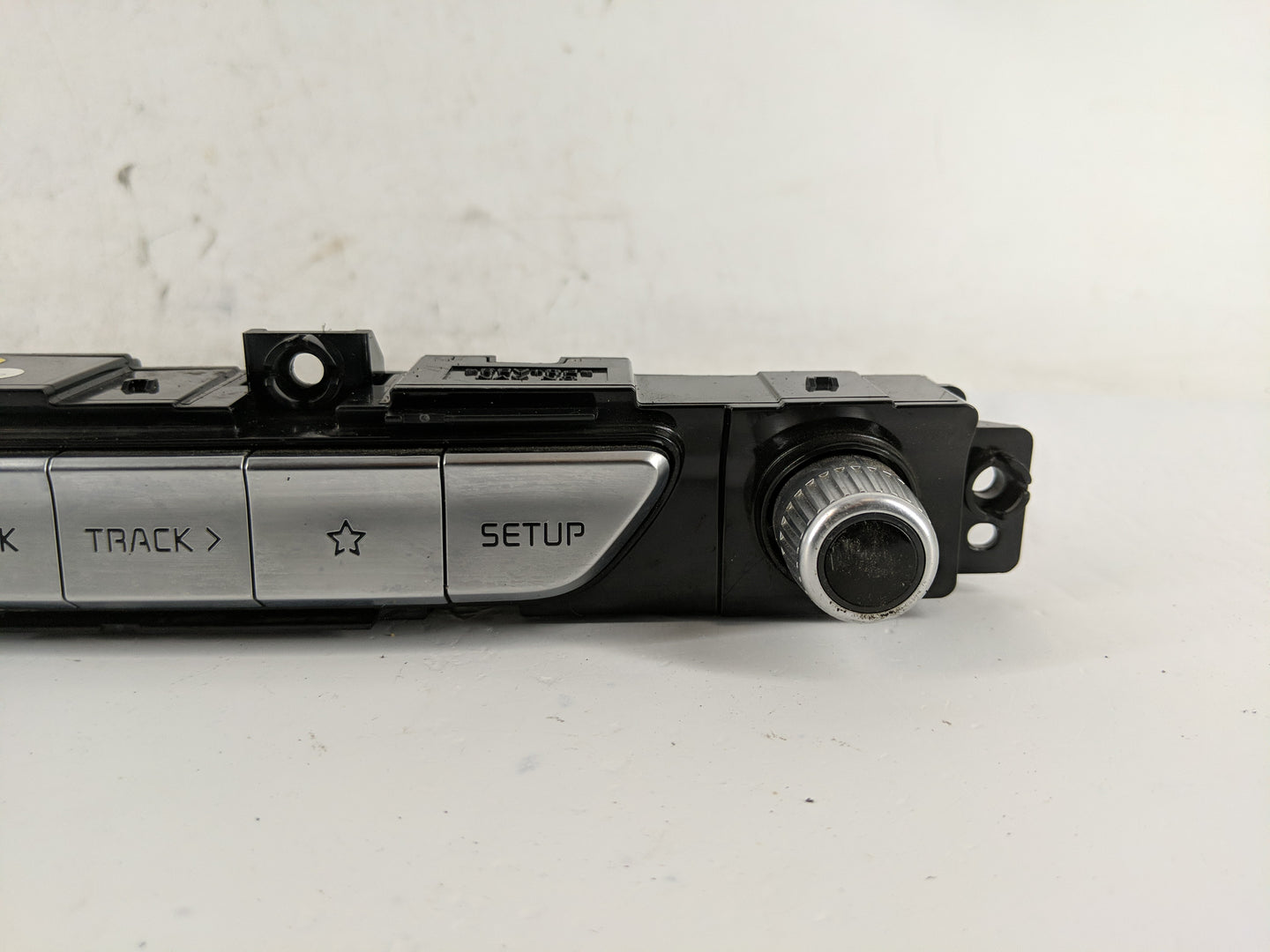 2020-2022 Kia Telluride Radio Control Panel - Oemusedautoparts1.com