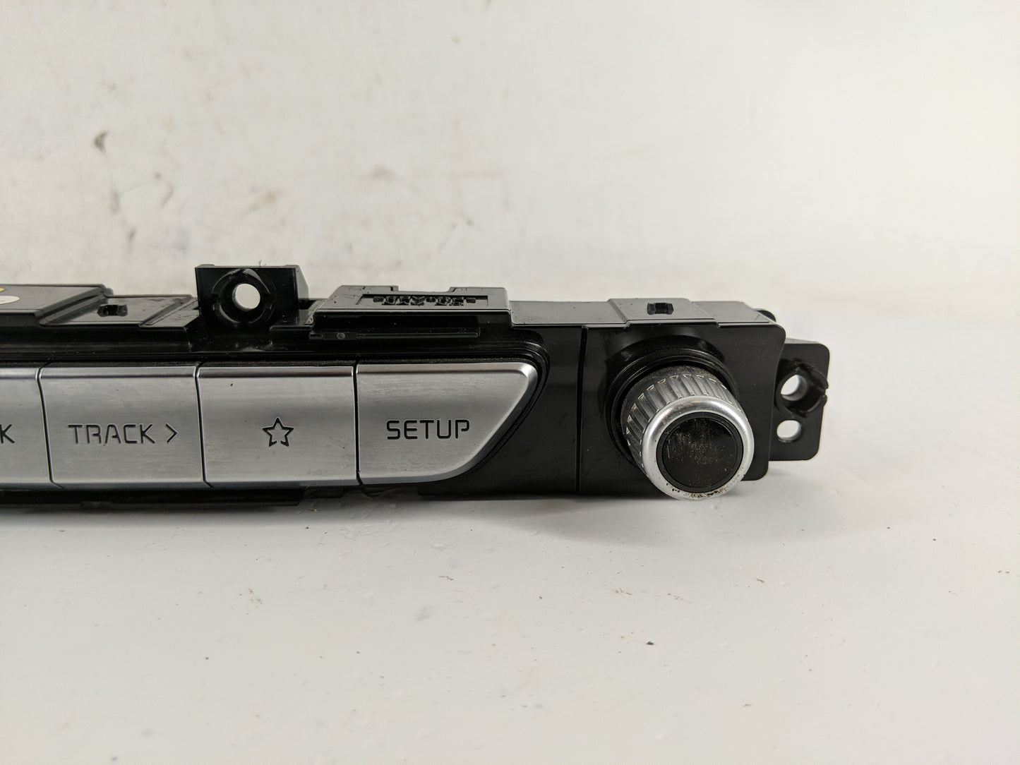 2020-2022 Kia Telluride Radio Control Panel - Oemusedautoparts1.com