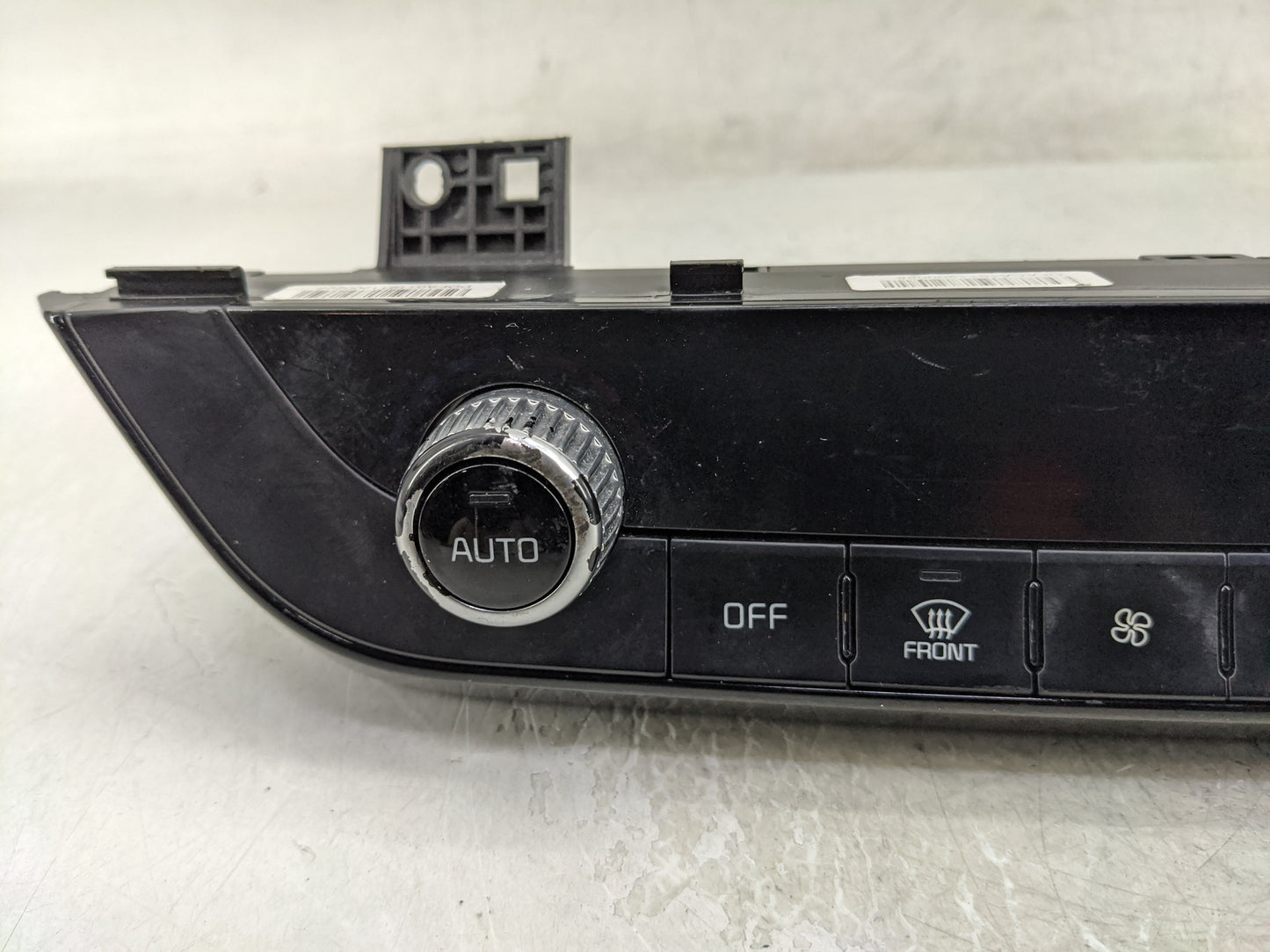 2020-2022 Kia Telluride Climate Control Module Temperature AC/Heater Replacement P/N:97250-S9300 Fits Fits 2020 2021 2022 OE