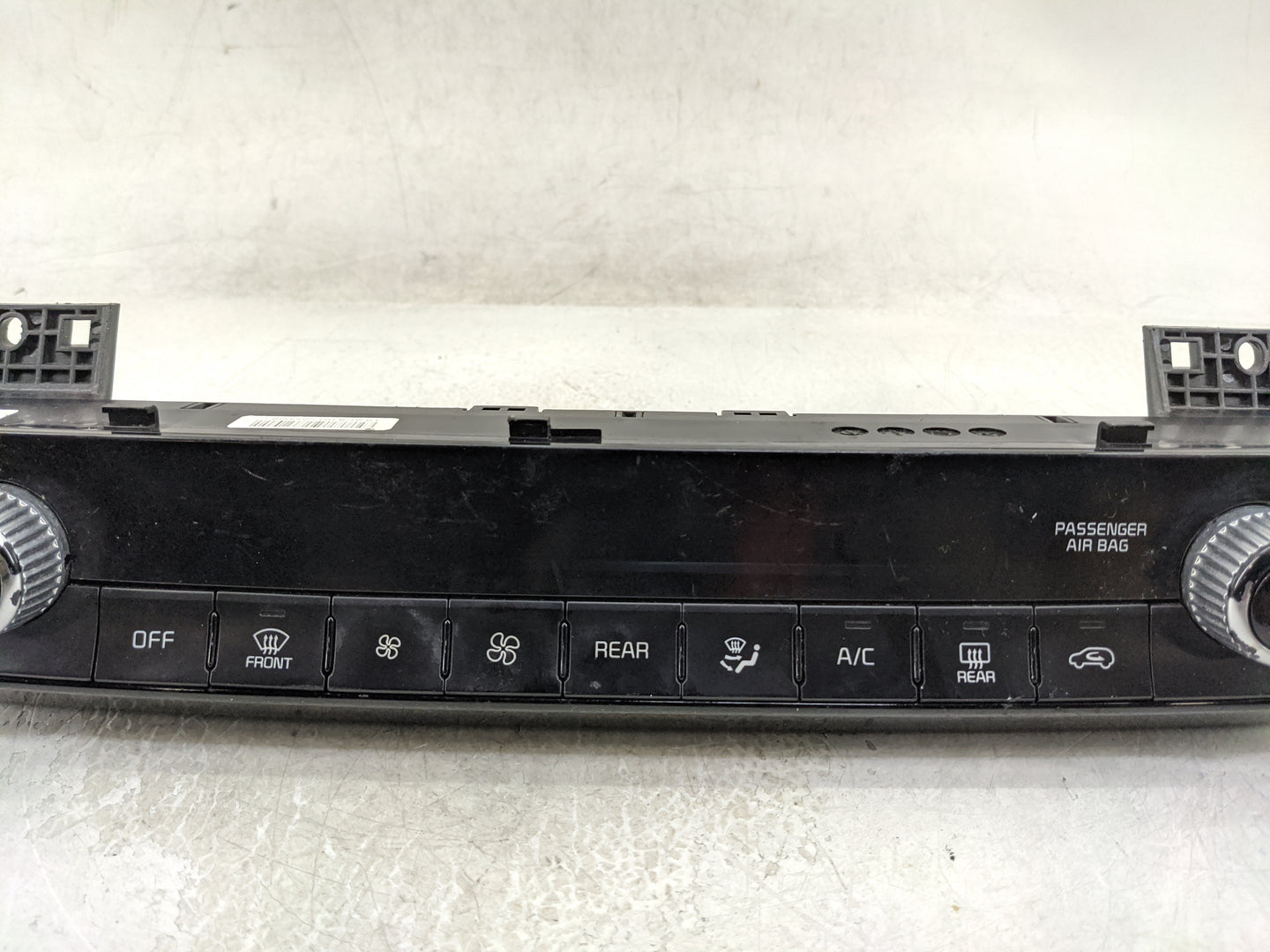 2020-2022 Kia Telluride Climate Control Module Temperature AC/Heater Replacement P/N:97250-S9300 Fits Fits 2020 2021 2022 OE