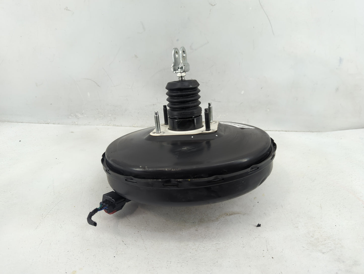 2020-2022 Kia Telluride Power Brake Booster Oem 1376735 - Oemusedautoparts1.com