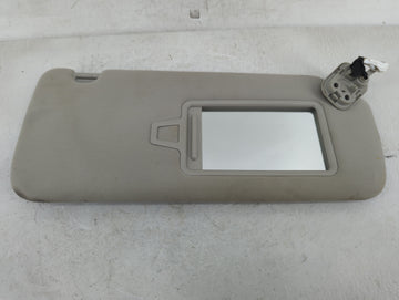 2020-2022 Kia Telluride Sun Visor Shade Replacement Passenger Right Mirror Fits Fits 2020 2021 2022 OEM Used Auto Parts - Oe