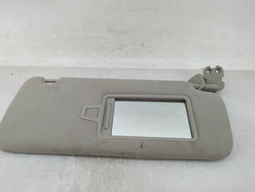2020-2022 Kia Telluride Sun Visor Shade Replacement Passenger Right Mirror Fits Fits 2020 2021 2022 OEM Used Auto Parts - Oe