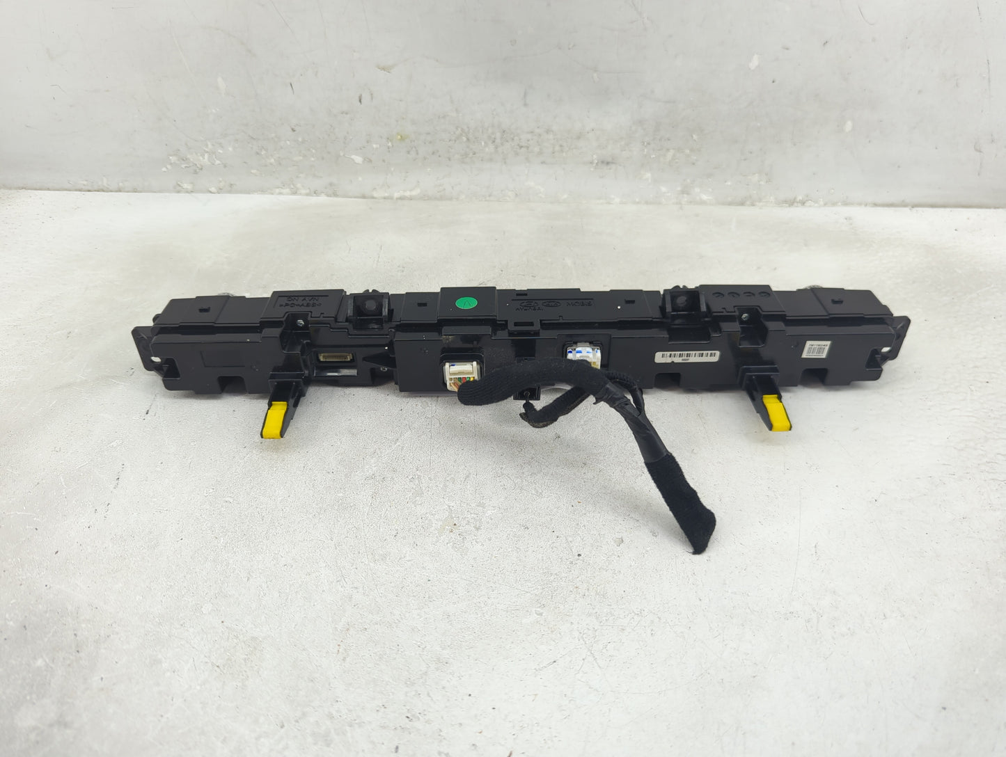 2020-2022 Kia Telluride Climate Control Module Temperature AC/Heater Replacement Fits Fits 2020 2021 2022 OEM Used Auto Part