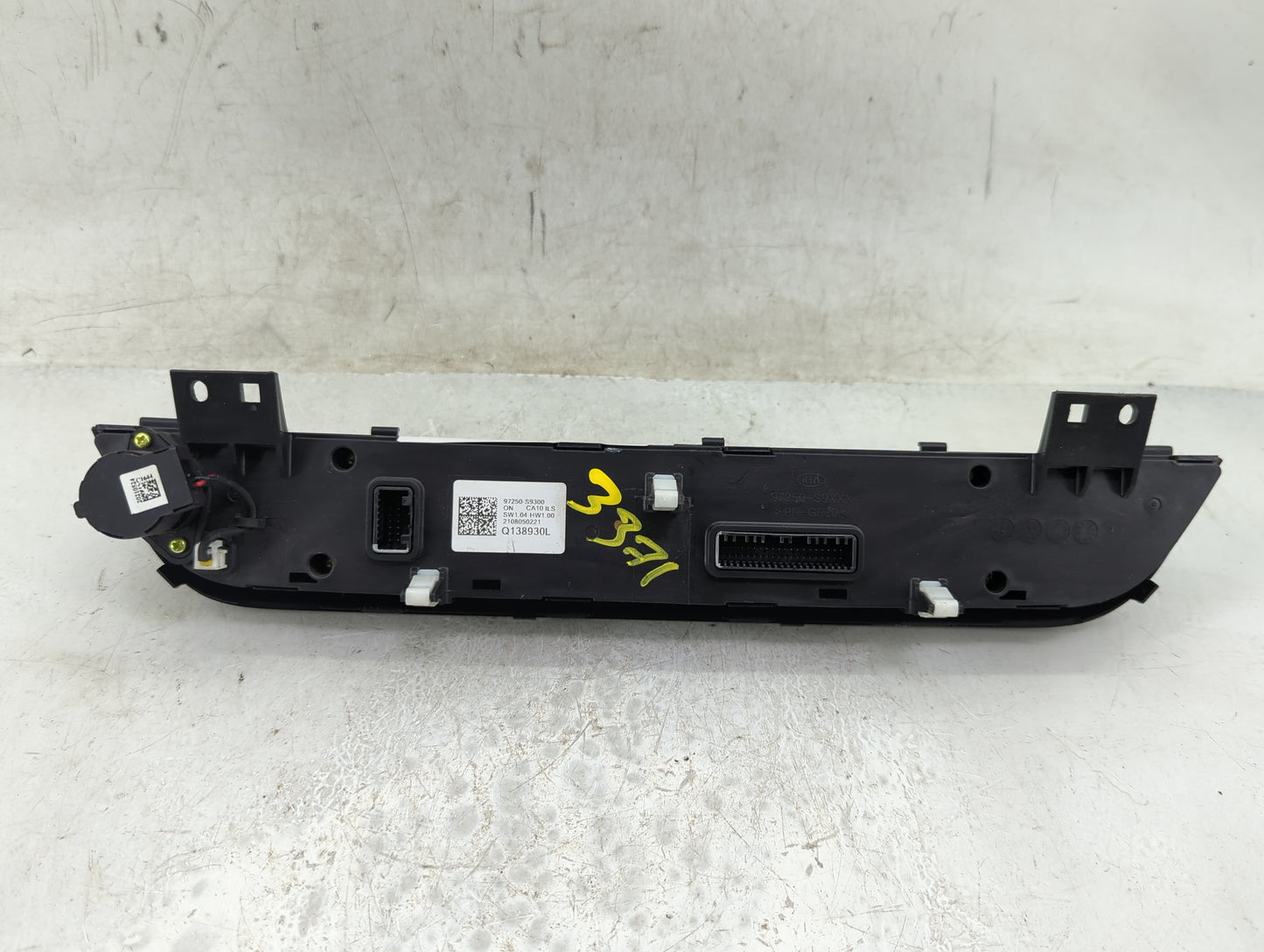 2020-2022 Kia Telluride Climate Control Module Temperature AC/Heater Replacement P/N:97250-S9300 Fits Fits 2020 2021 2022 OE