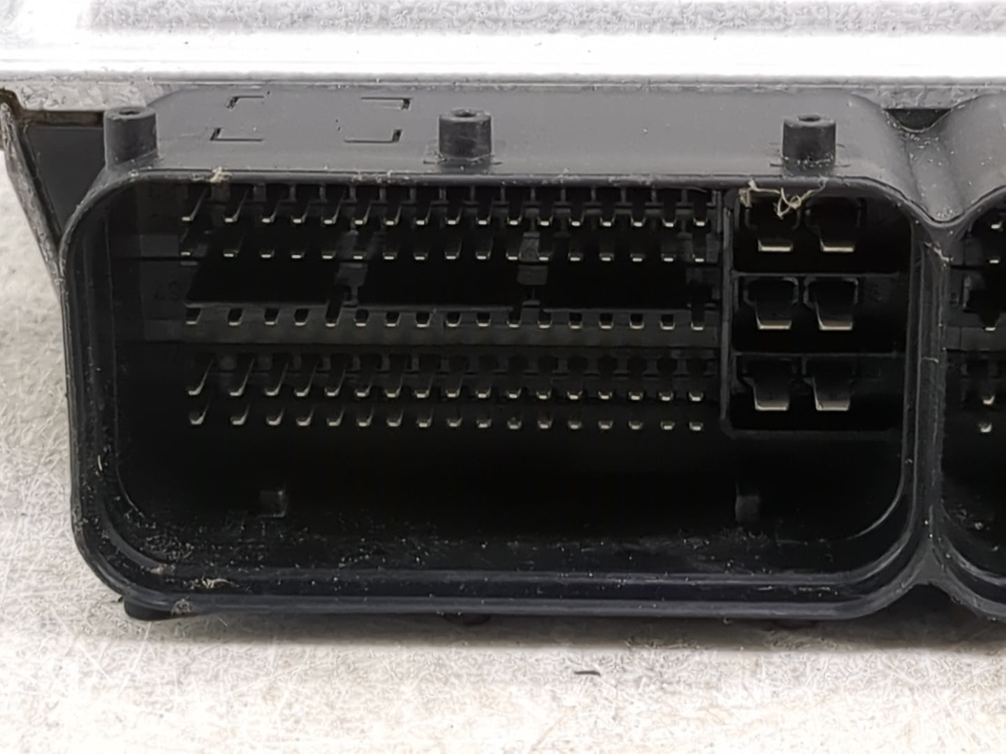 2022 Kia Telluride PCM Engine Control Computer ECU ECM PCU OEM P/N:39199-3L000 9001270125KD Fits OEM Used Auto Parts - Oemus
