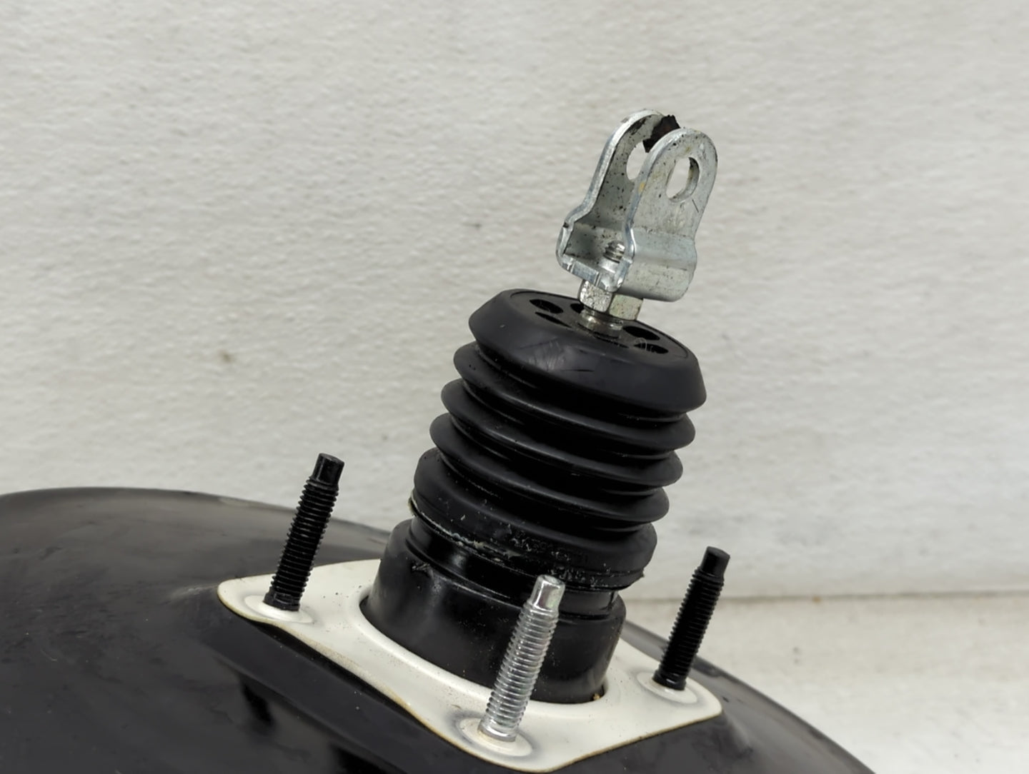2020-2022 Kia Telluride Power Brake Booster Oem 1451783 - Oemusedautoparts1.com