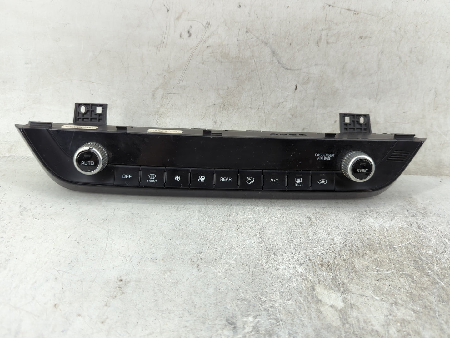 2020-2022 Kia Telluride Climate Control Module Temperature AC/Heater Replacement P/N:97250-S9320 97250-S9XXX Fits OEM Used A