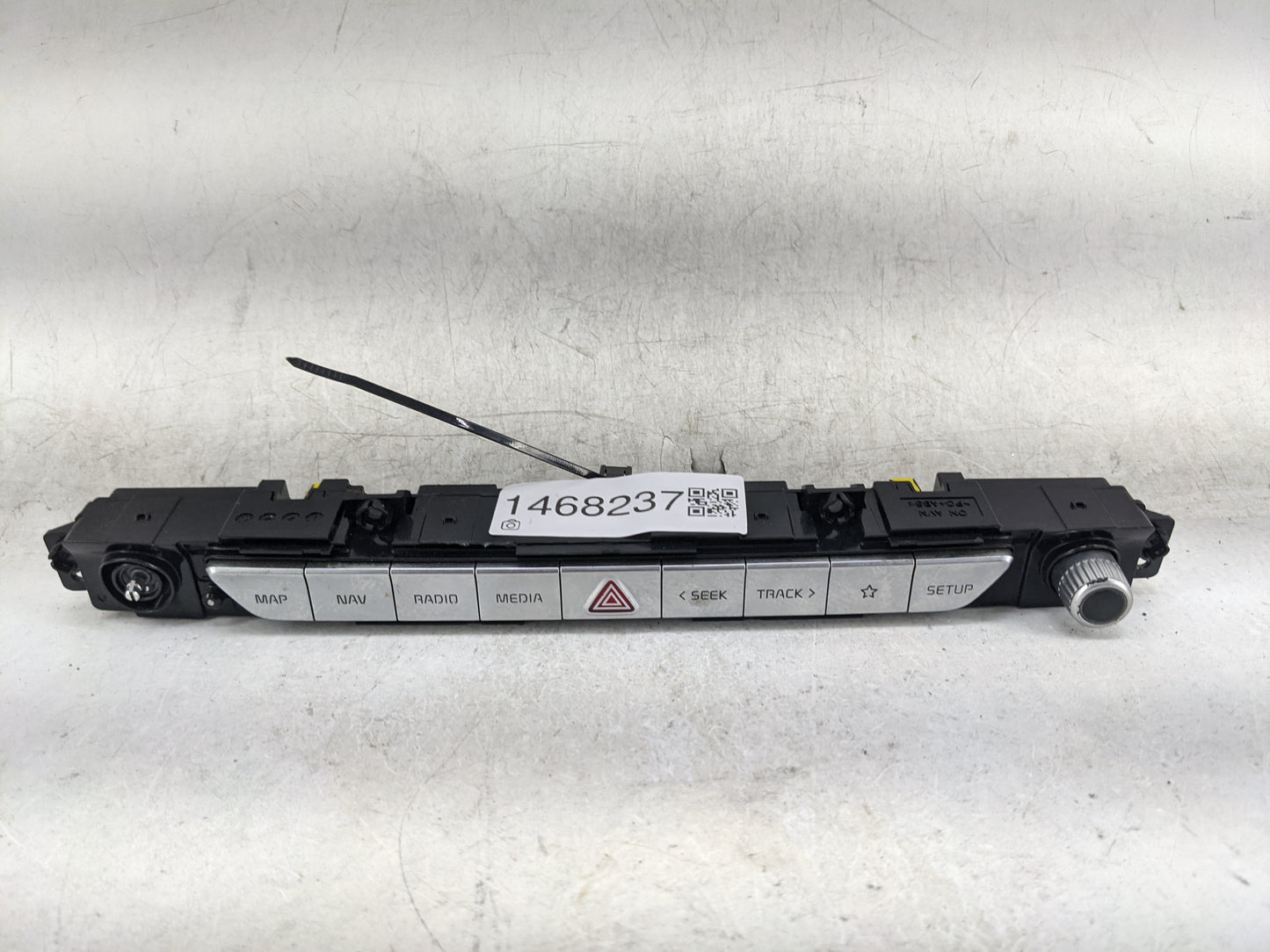 2022 Kia Telluride Climate Control Module Temperature AC/Heater Replacement P/N:36540S9000SA1 26651520531 Fits OEM Used Auto