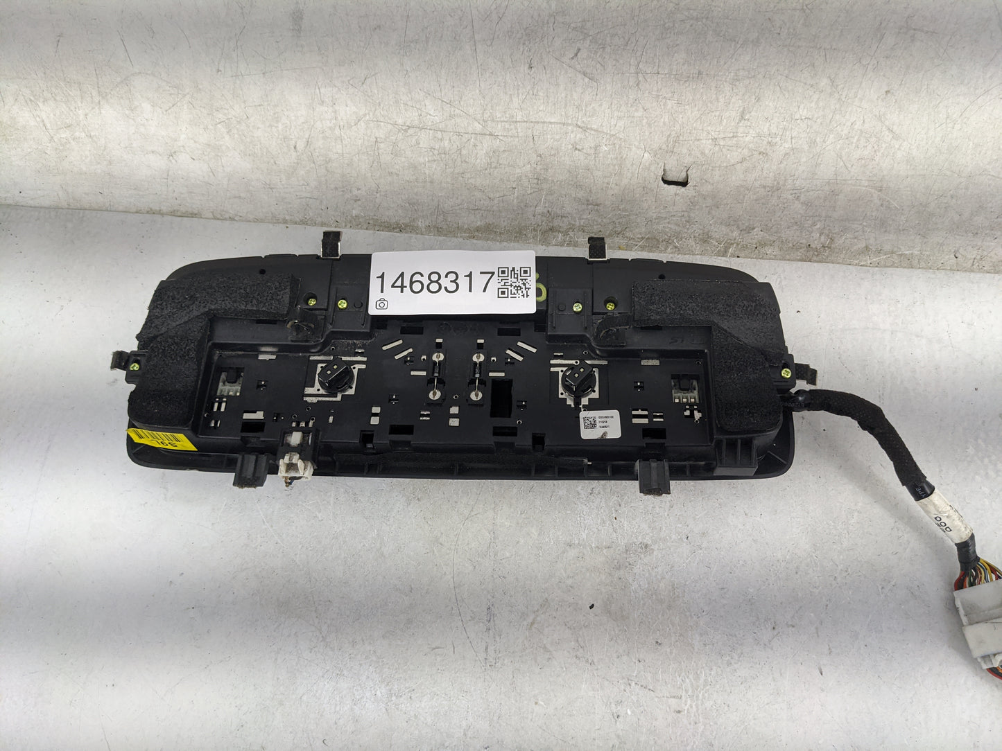 2022 Kia Telluride Climate Control Module Temperature AC/Heater Replacement P/N:92850S9100 Fits OEM Used Auto Parts - Oemuse