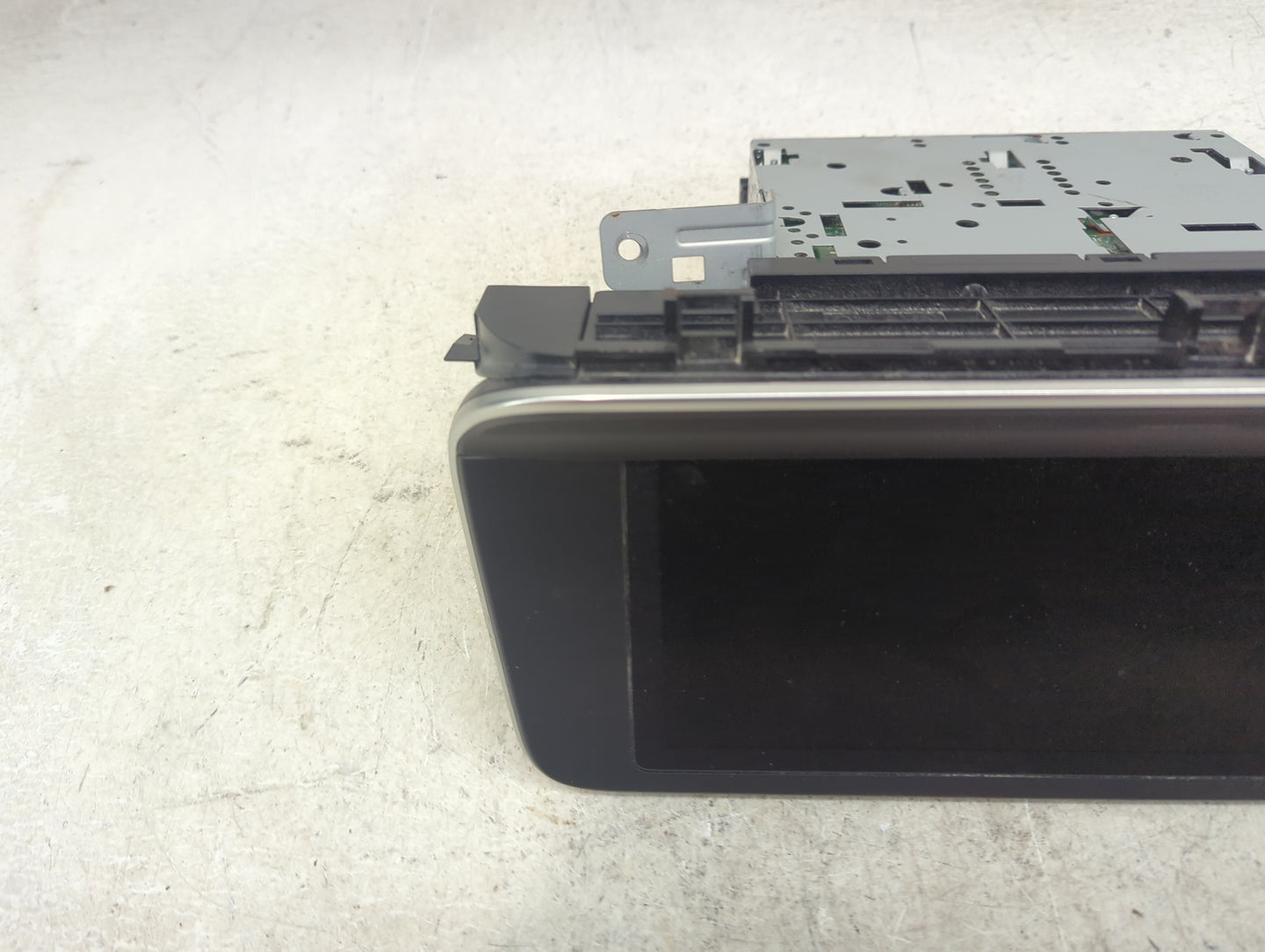 2022 Kia Telluride Information Display Screen 1468749 - Oemusedautoparts1.com