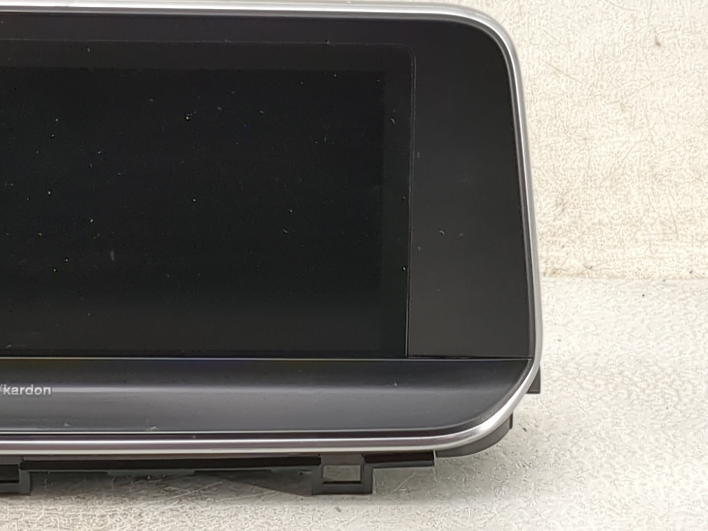 2022 Kia Telluride Information Display Screen 1469652 - Oemusedautoparts1.com