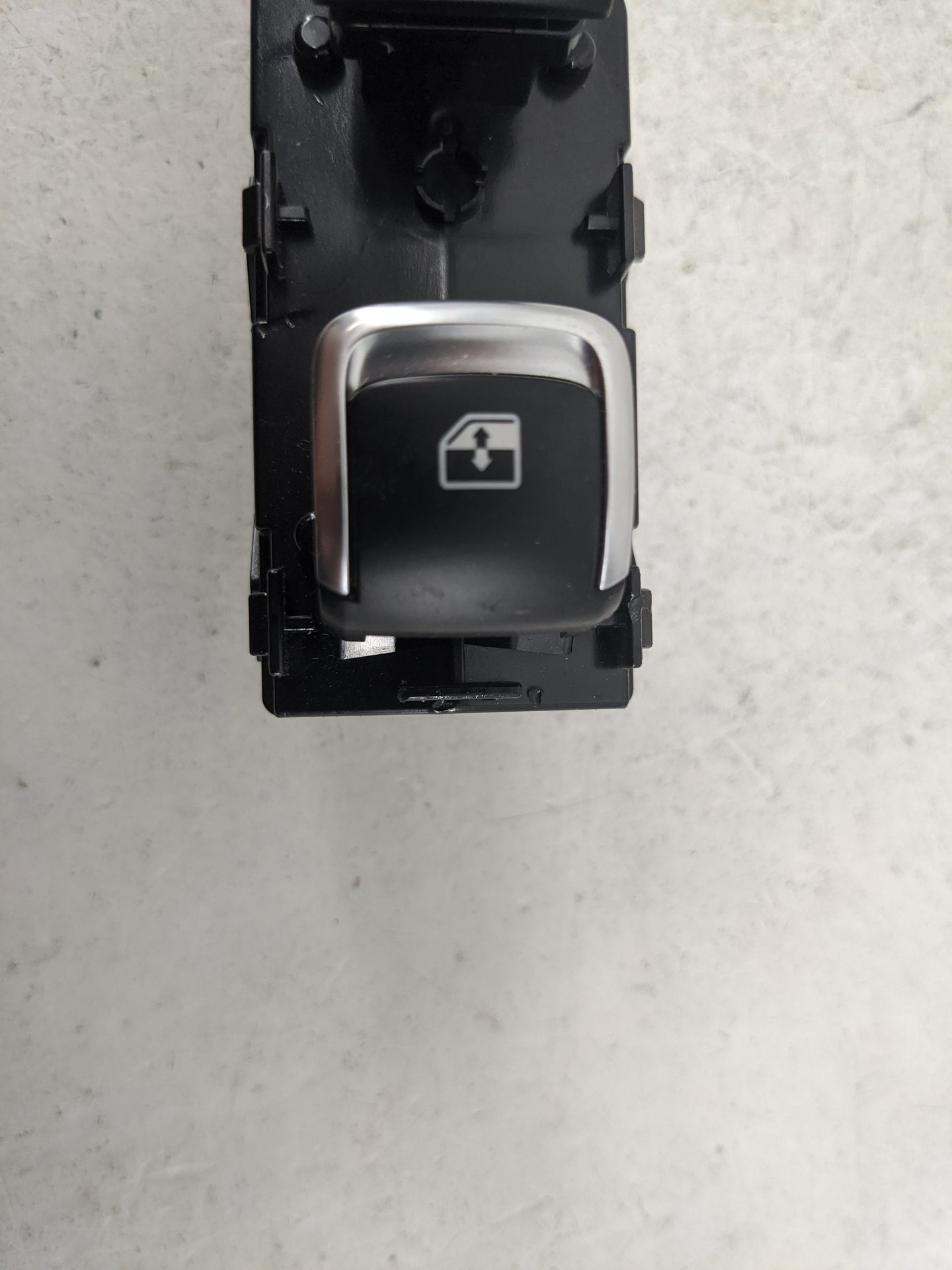 2022 Kia Telluride Passenger Right Power Window Switch 93575s9200caq - Oemusedautoparts1.com