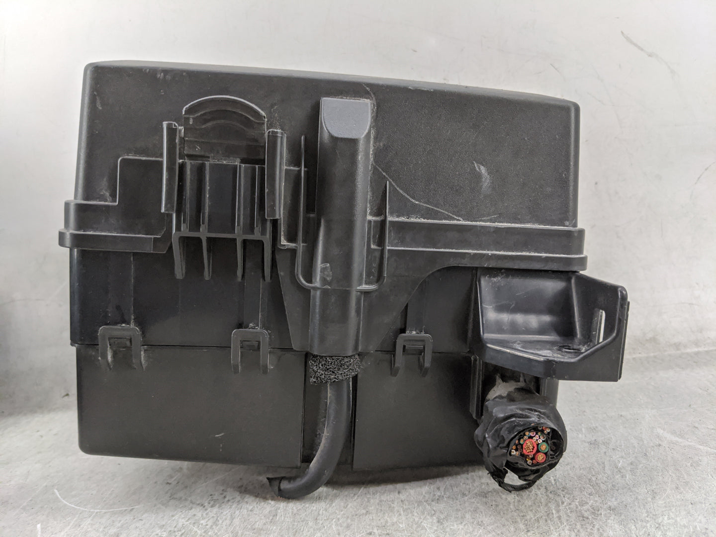2020-2022 Kia Telluride Fusebox Fuse Box Panel Relay Module P/N:912116931000 Fits Fits 2020 2021 2022 OEM Used Auto Parts - 