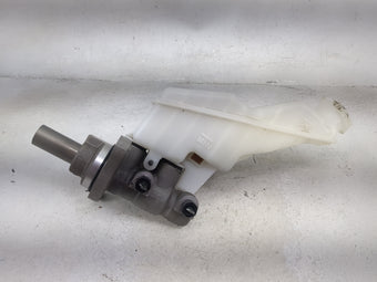 compare product 2020-2022 Kia Telluride Brake Master Cylinder 1490564