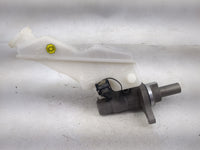 2020-2022 Kia Telluride Brake Master Cylinder 1490564 - Oemusedautoparts1.com