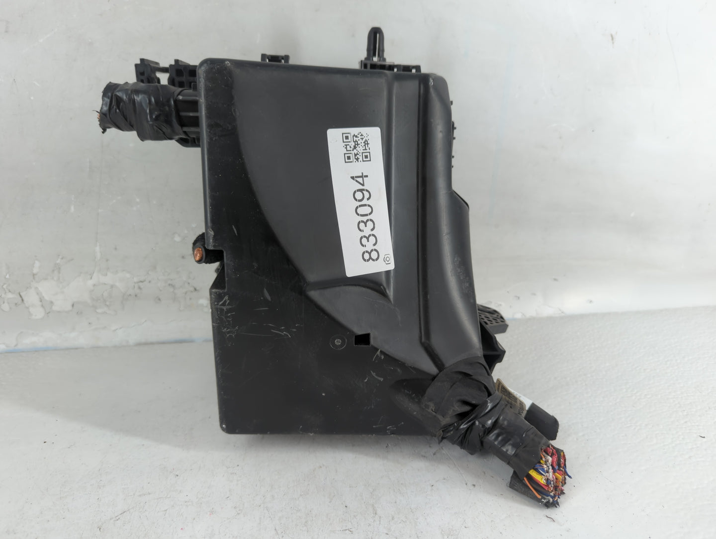 2020-2022 Kia Telluride Fusebox Fuse Box Panel Relay Module P/N:91956-S9060 Fits Fits 2020 2021 2022 OEM Used Auto Parts - O