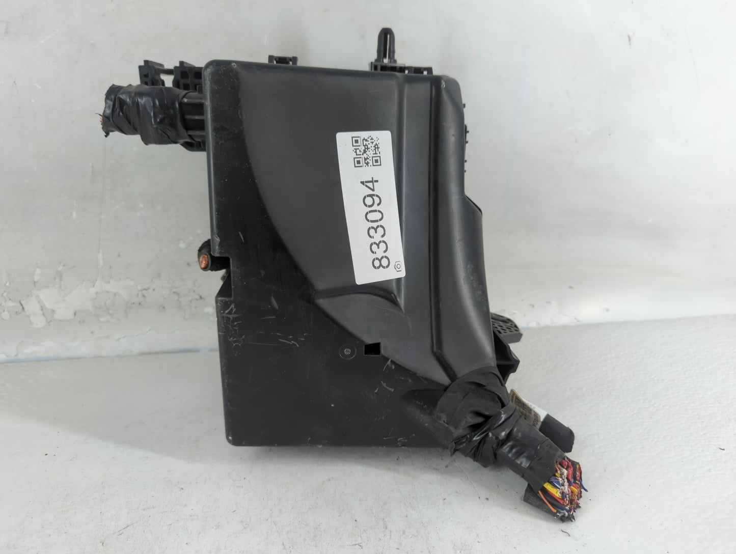 2020-2022 Kia Telluride Fusebox Fuse Box Panel Relay Module P/N:91956-S9060 Fits Fits 2020 2021 2022 OEM Used Auto Parts - O