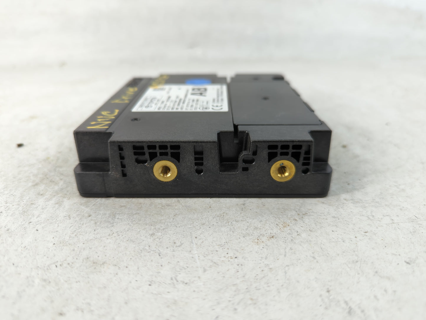 2020-2022 Lexus Es300h Chassis Control Module Ccm Bcm Body Control - Oemusedautoparts1.com
