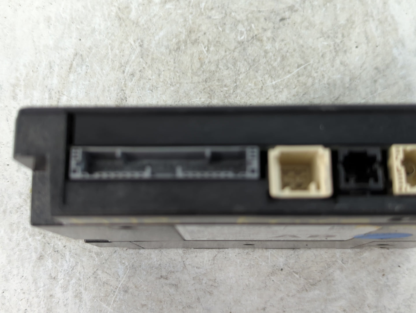 2020-2022 Lexus Es300h Chassis Control Module Ccm Bcm Body Control - Oemusedautoparts1.com