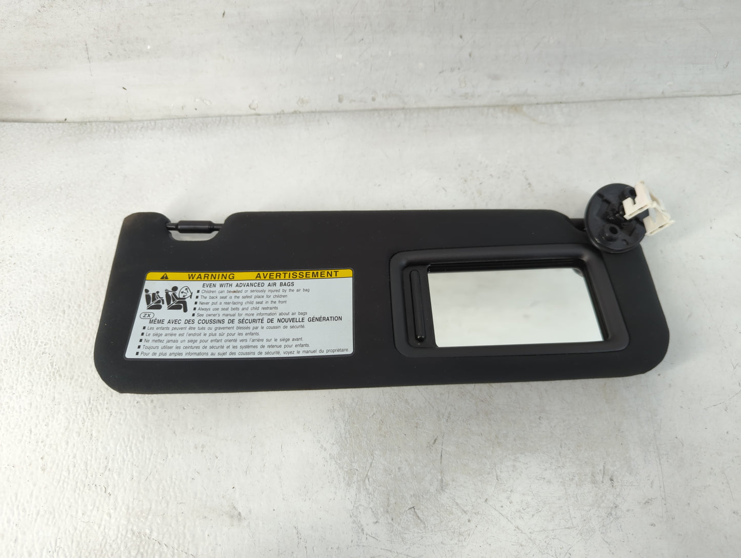 2022 Lexus Ls500 Sun Visor Shade Replacement Passenger Right Mirror Fits OEM Used Auto Parts - Oemusedautoparts1.com