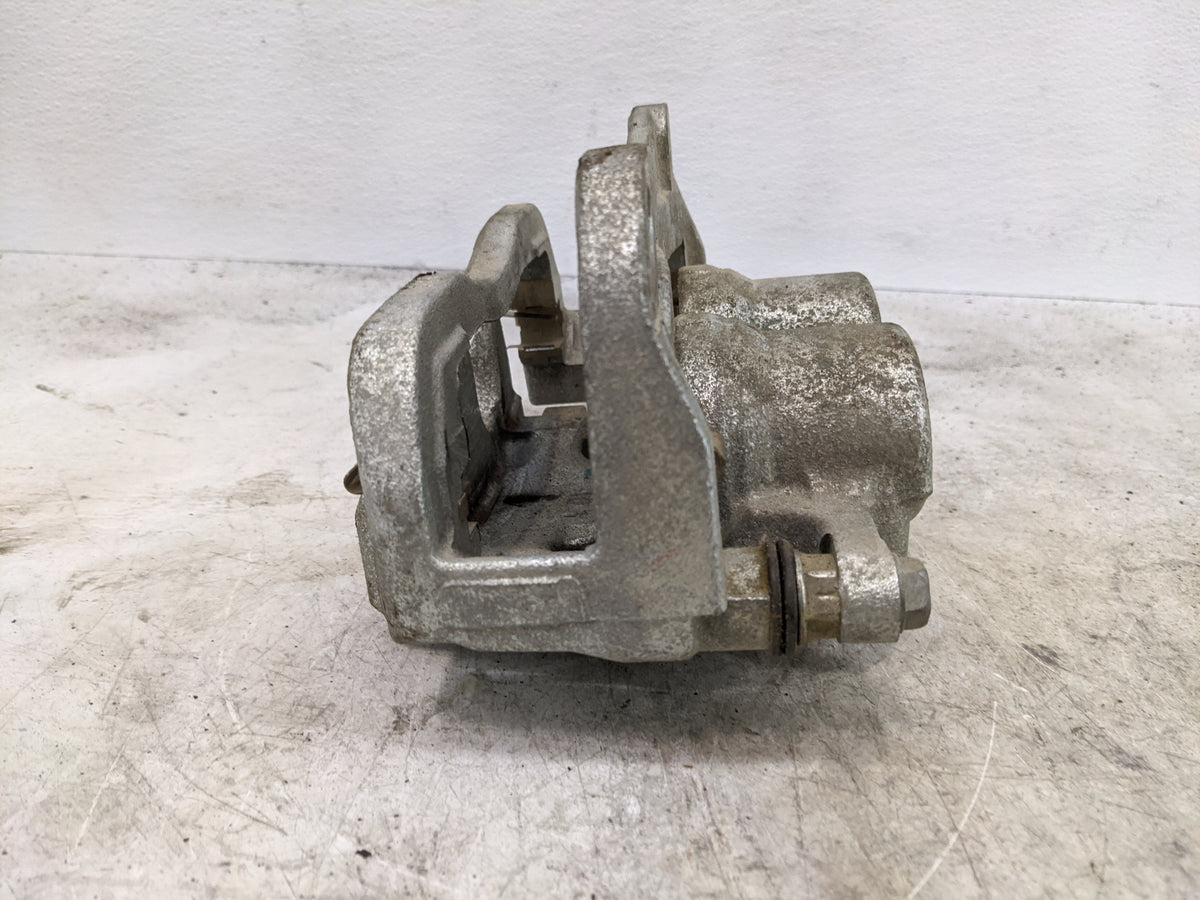 2018-2022 Lexus Rx350l Front Passenger Right Brake Caliper - Oemusedautoparts1.com