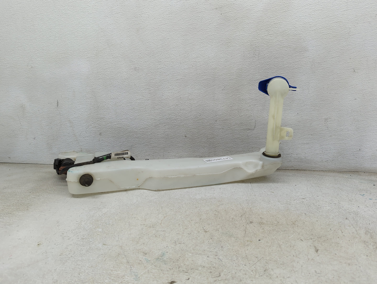 2022 Lincoln Aviator Windshield Washer Fluid Reservoir Bottle Oem - Oemusedautoparts1.com