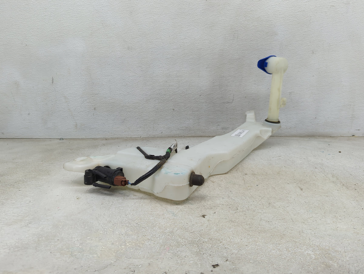 2022 Lincoln Aviator Windshield Washer Fluid Reservoir Bottle Oem - Oemusedautoparts1.com