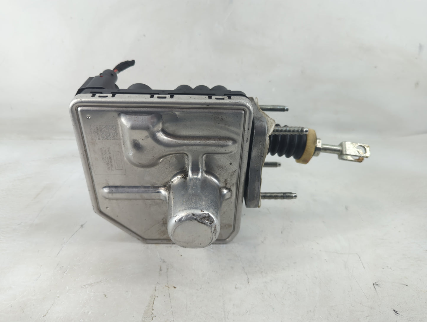 2020 Lincoln Corsair ABS Pump Control Module Replacement P/N:LX6C-2C219-MN Fits OEM Used Auto Parts - Oemusedautoparts1.com